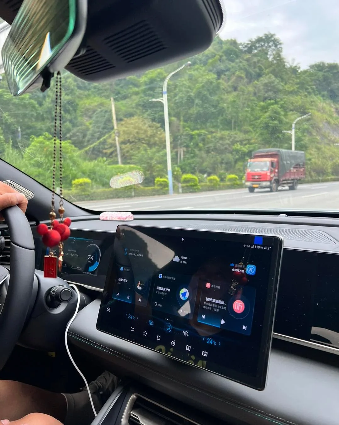Čínská elektroauta a taxíky, srpen 2024 (4)